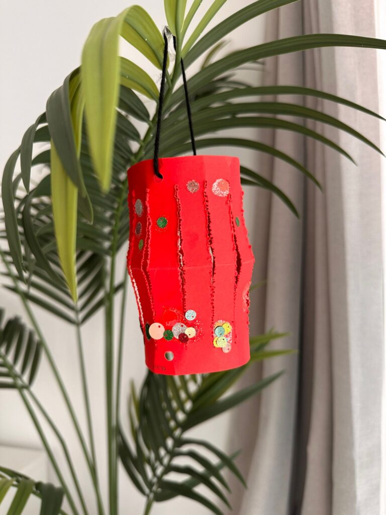 Happy Chinese New Year! 🐎 rote laterne olivia