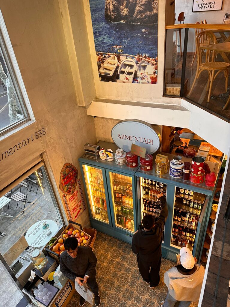 The Hai: Unsere Entdeckungstour durch Shanghais vielfältige Welt🌍 🇨🇳 🦈 french concession