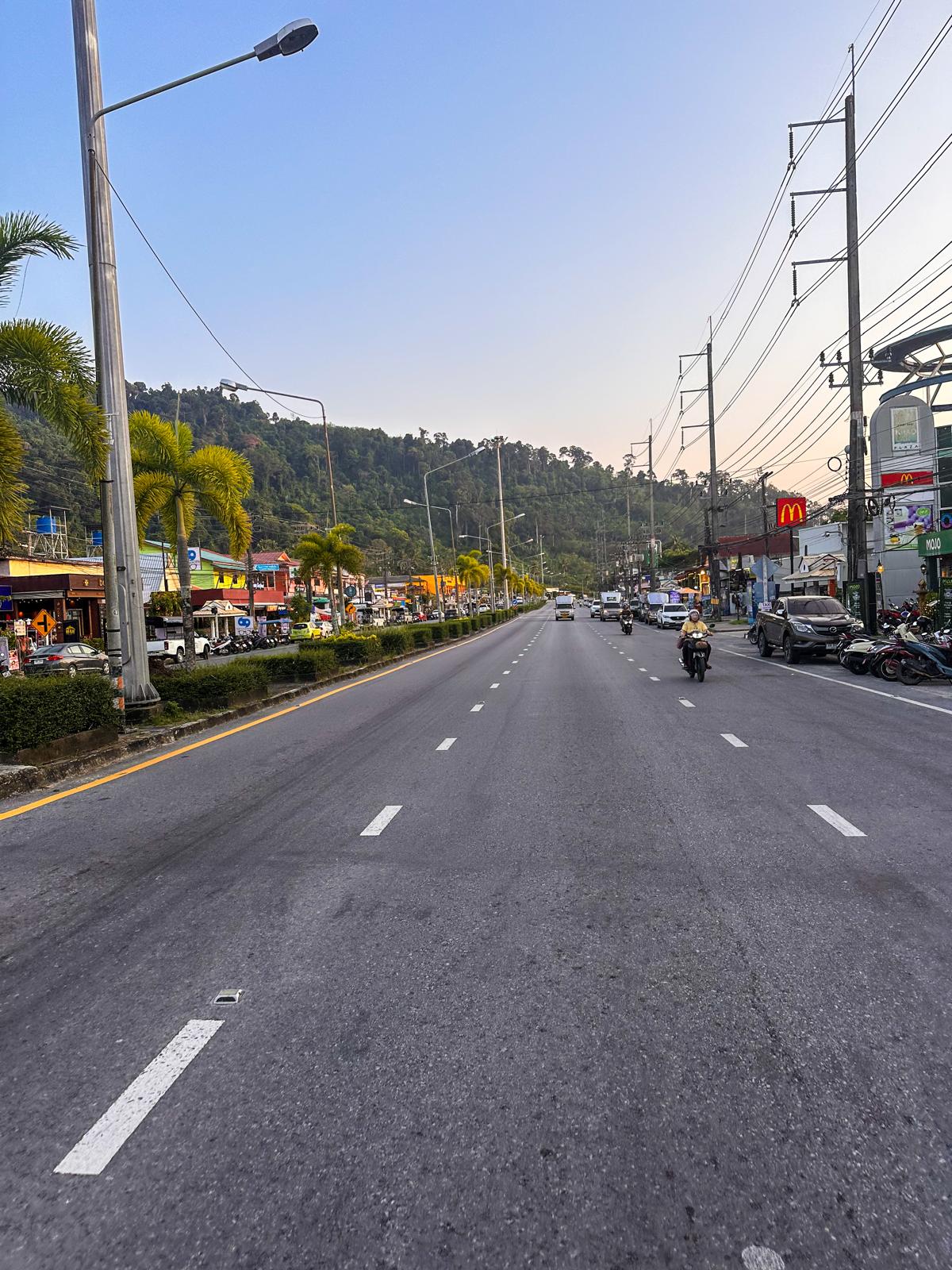 Thailand, Elefanten & ein bisschen Gutgläubigkeit – unser erster Asienurlaub 🫶 straße