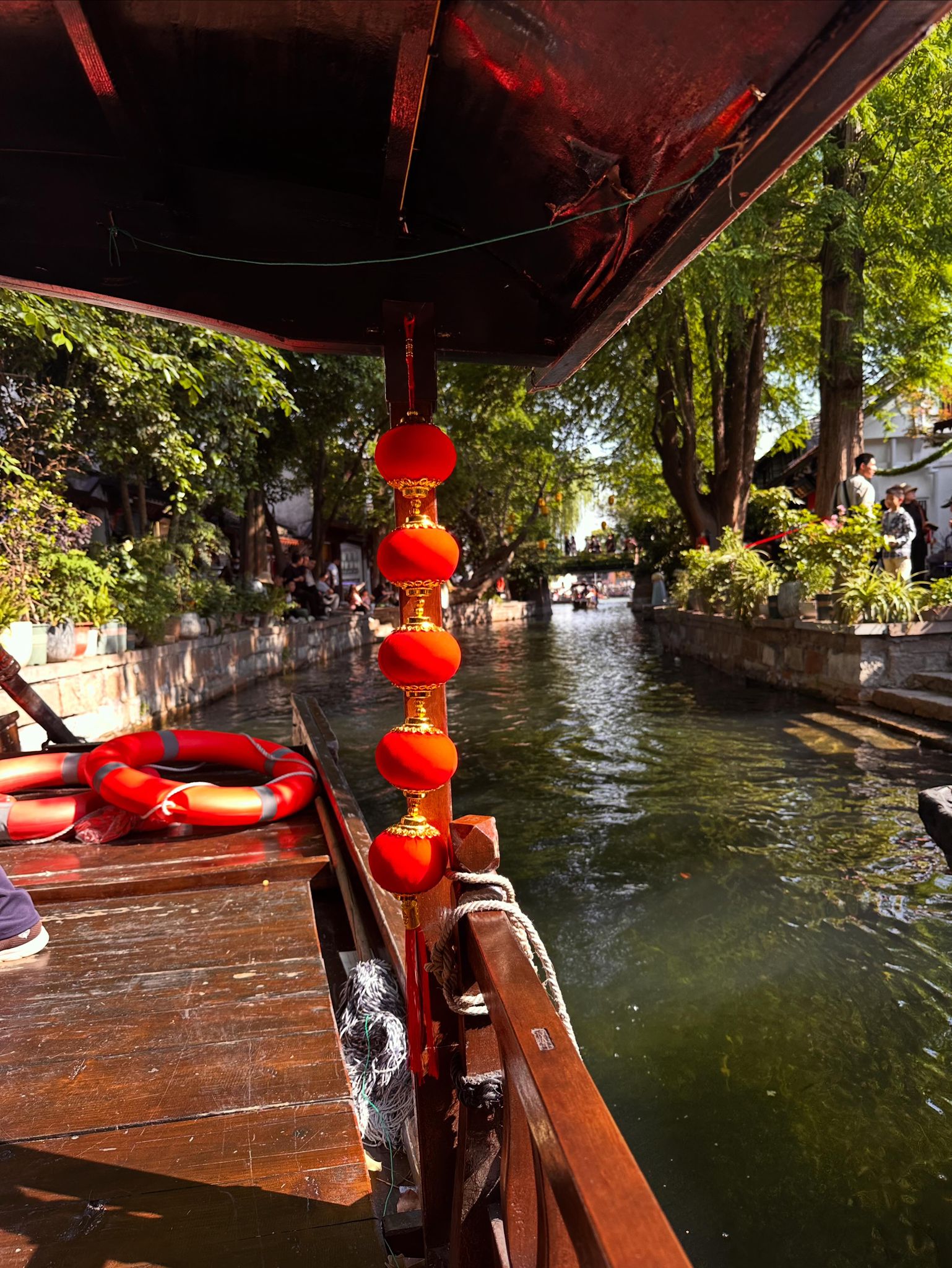 Mai in Shanghai: Zwischen Survival-Modus und Verwöhnprogramm old water city2