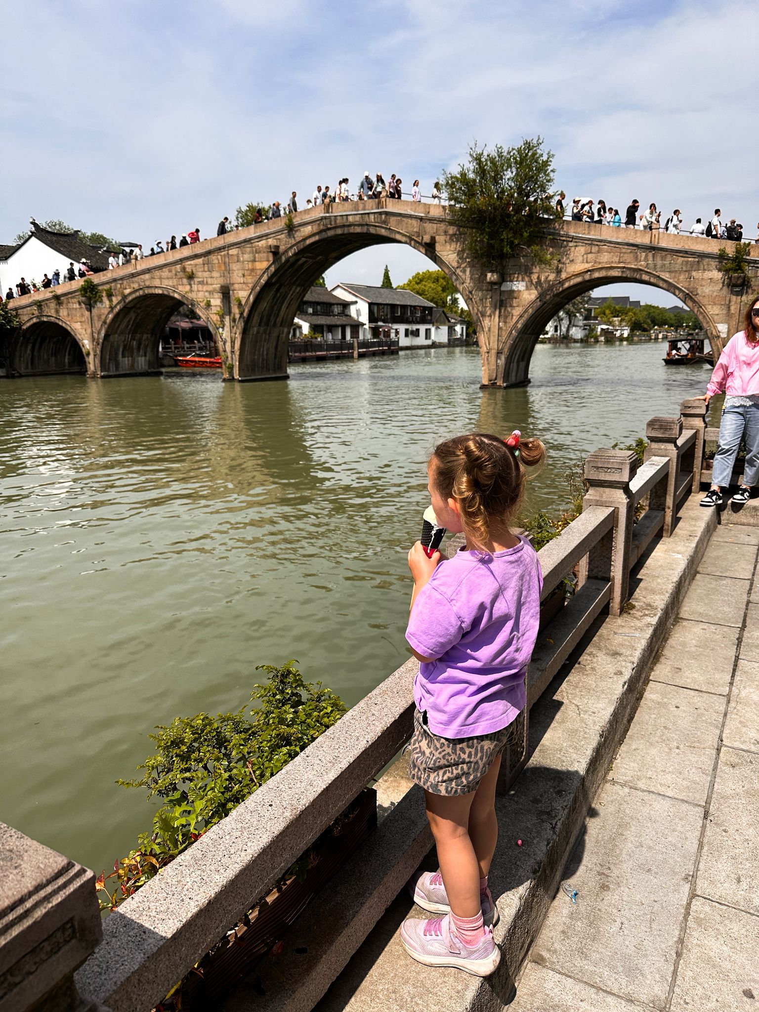 Mai in Shanghai: Zwischen Survival-Modus und Verwöhnprogramm old water city9