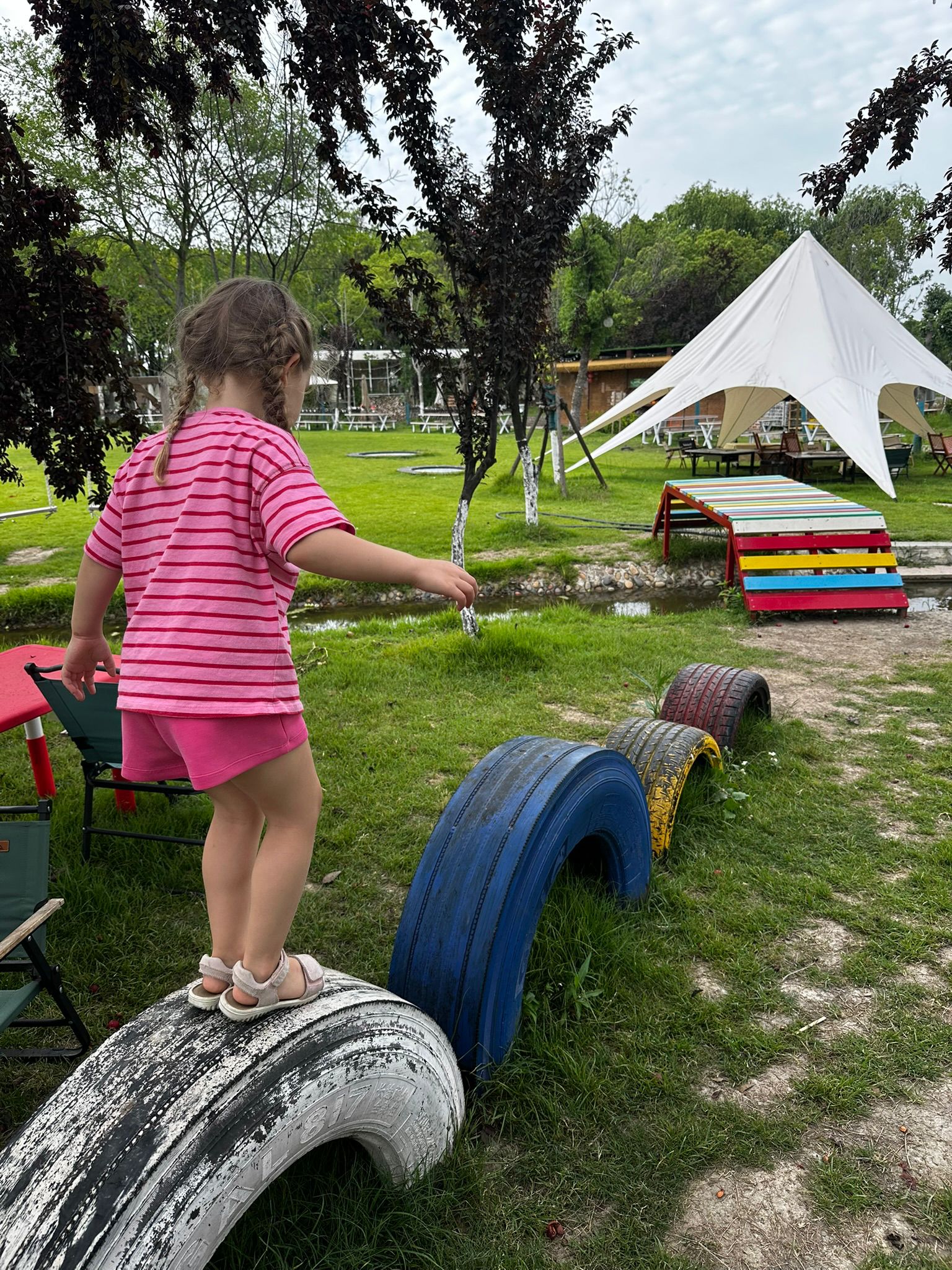 Stoffmarkt statt Fussl, Schwammerl statt Pilze und Dumplings mit Prosecco mushroom park6