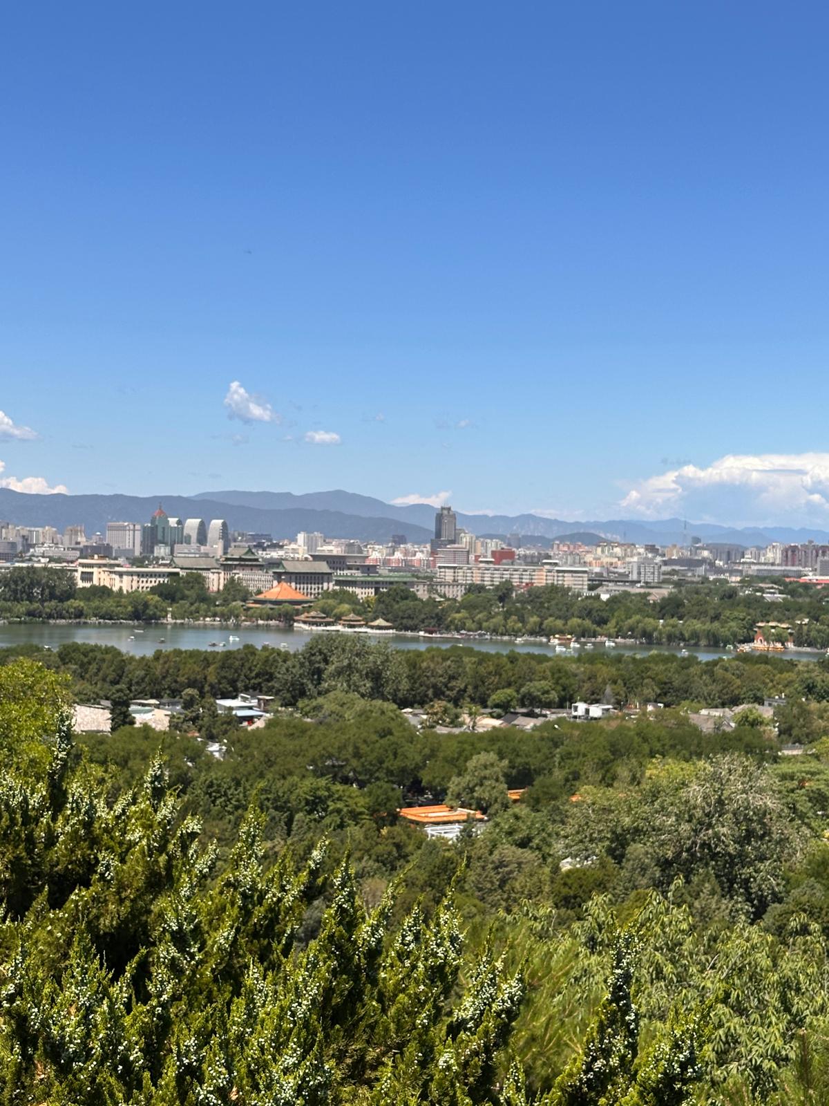 Peking – zwischen Verbotener Stadt, Great Wall und akutem Aperol-Notstand 😂 tith jingshan park3